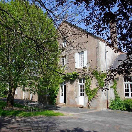 La Bonne Ecole Bed & Breakfast Les Landes-Genusson Dış mekan fotoğraf